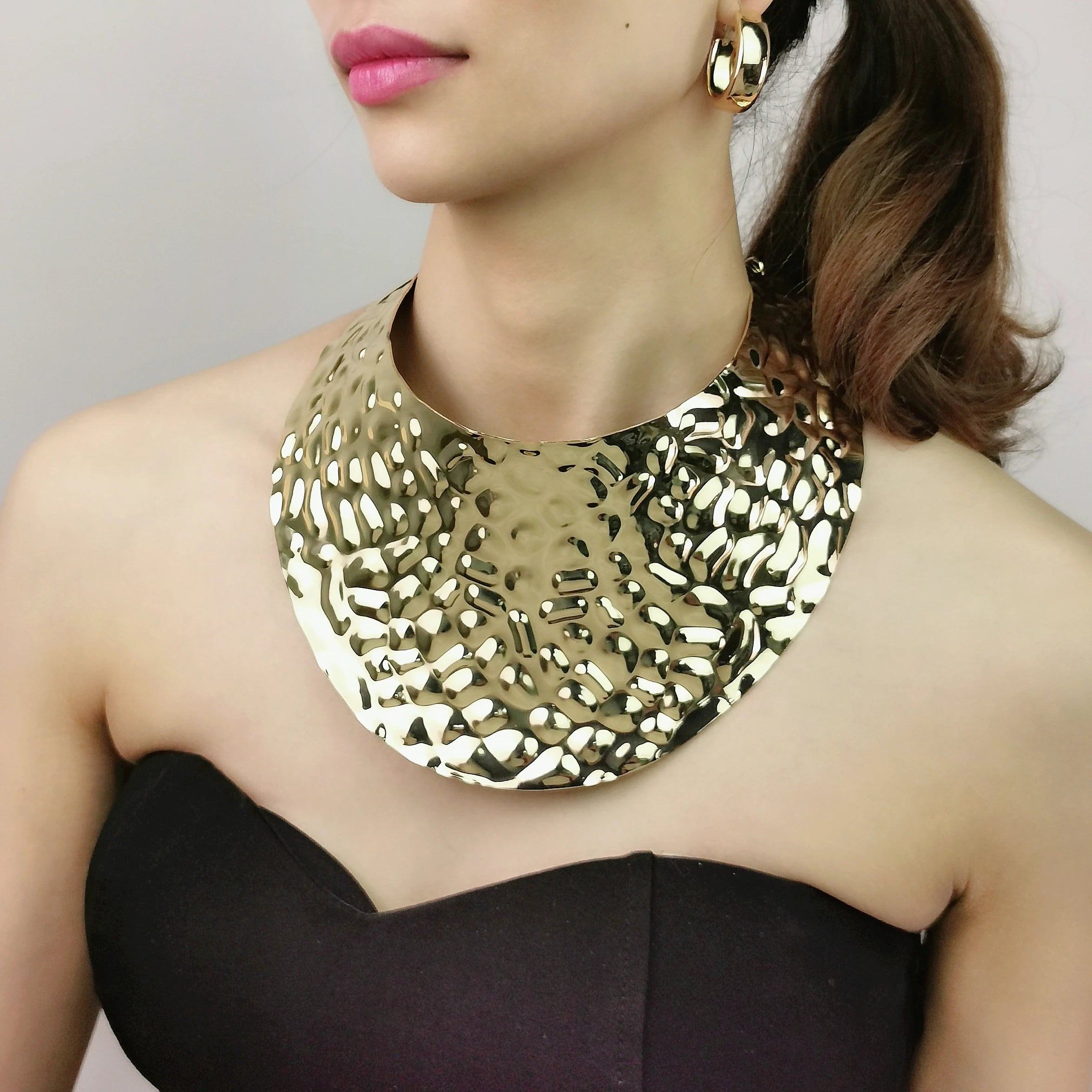 MANILAI African Statement Necklaces Big Alloy Torques For Women Large Collar Choker Necklace Boho Design Steampunk Jewelry